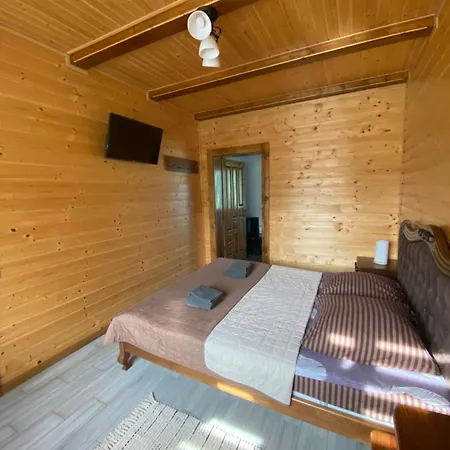 アパート Tomashchuk