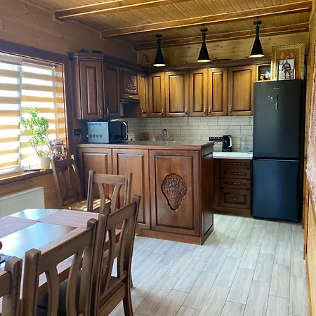 アパート Tomashchuk ボロフタ