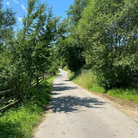 アパート Tomashchuk